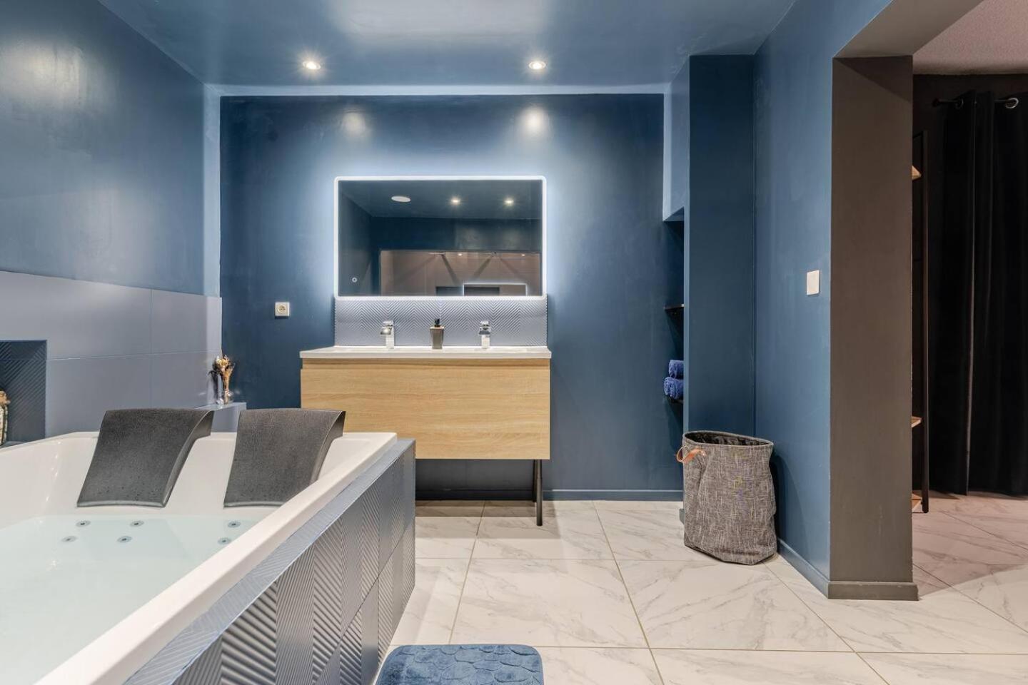 La Suite - Loft Spa Tavernes 外观 照片