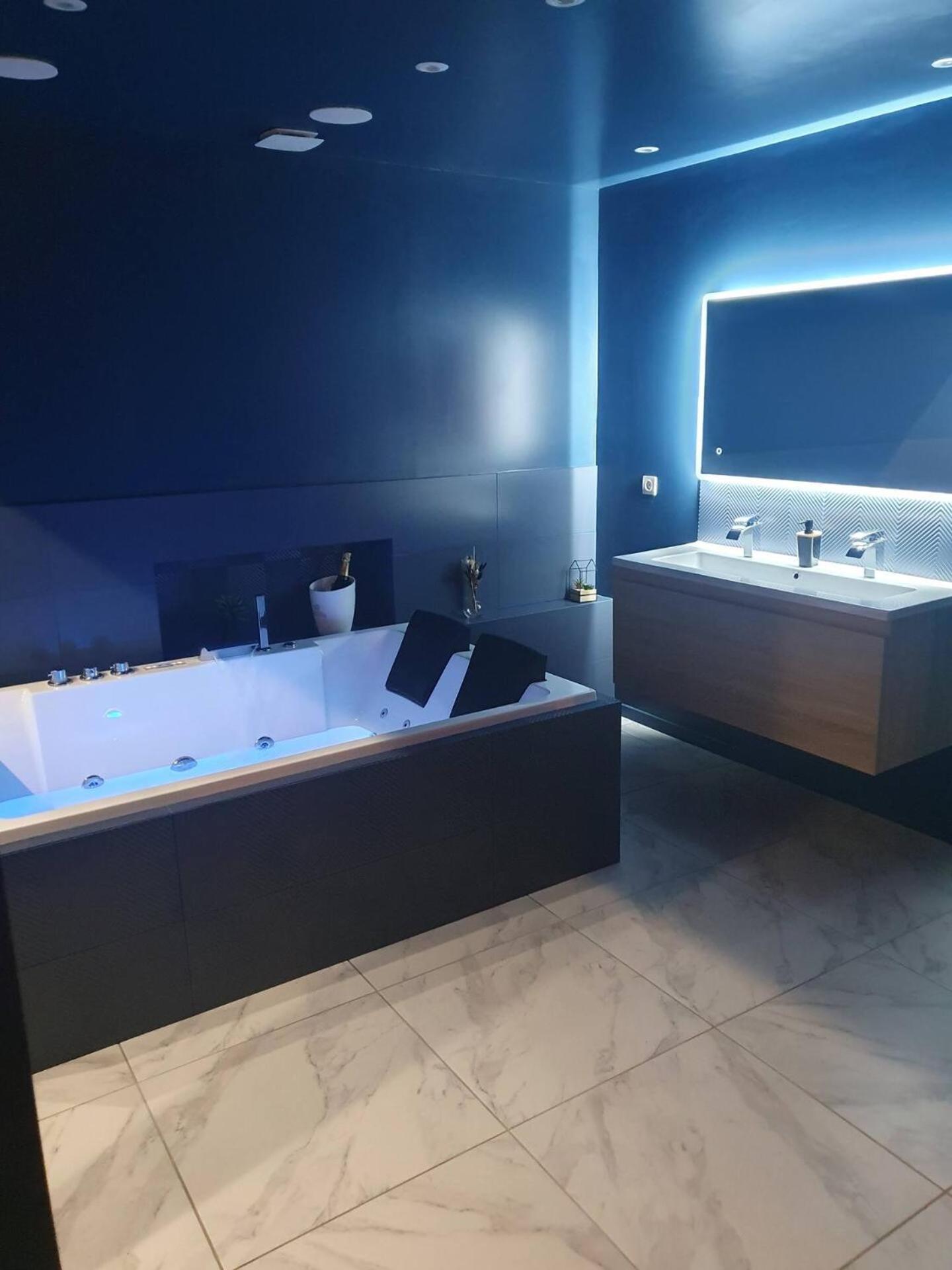 La Suite - Loft Spa Tavernes 外观 照片