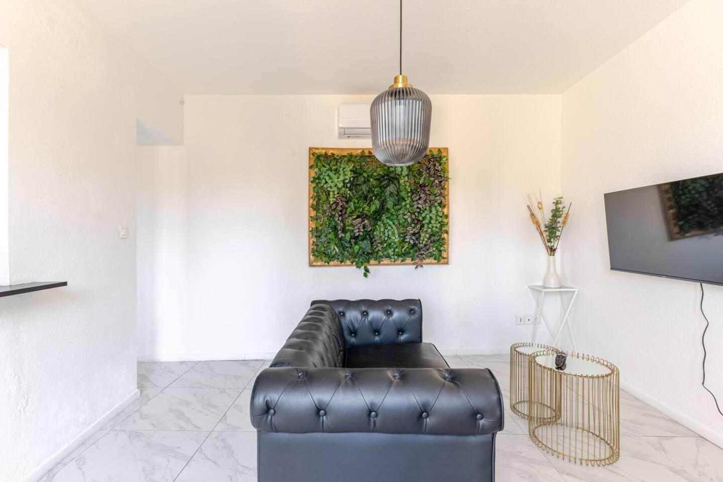 La Suite - Loft Spa Tavernes 外观 照片